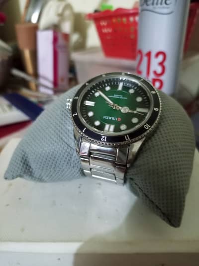 Curren watch for sale green dial 10by 10 condition
