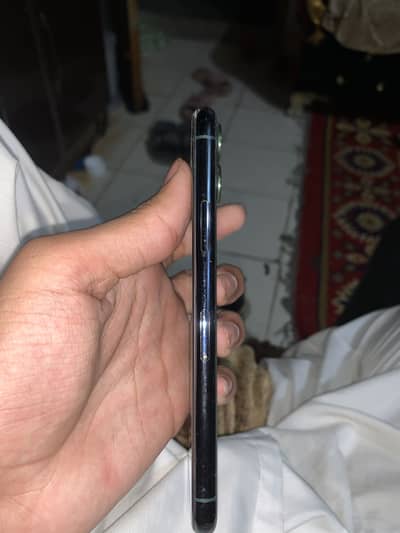 Apple iPhone 11 Pro