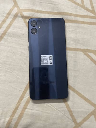Samsung Mobile A05 in low price