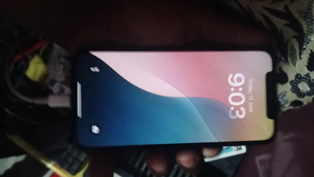 iPhone 12 3