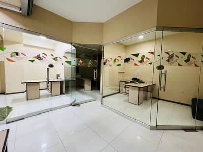 Prime Location 2200 Square Feet Office For rent In Shahra-e-Faisal