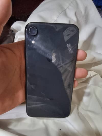 iPhone xr all ok just face I'd of non open mobile total genuine ha