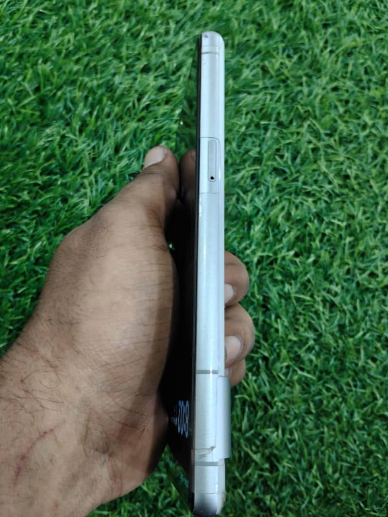 Google Pixel 7 5