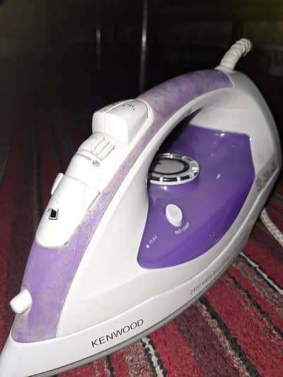  Kenwood Steam Iron 2400W | Auto Off | Self Clean 
