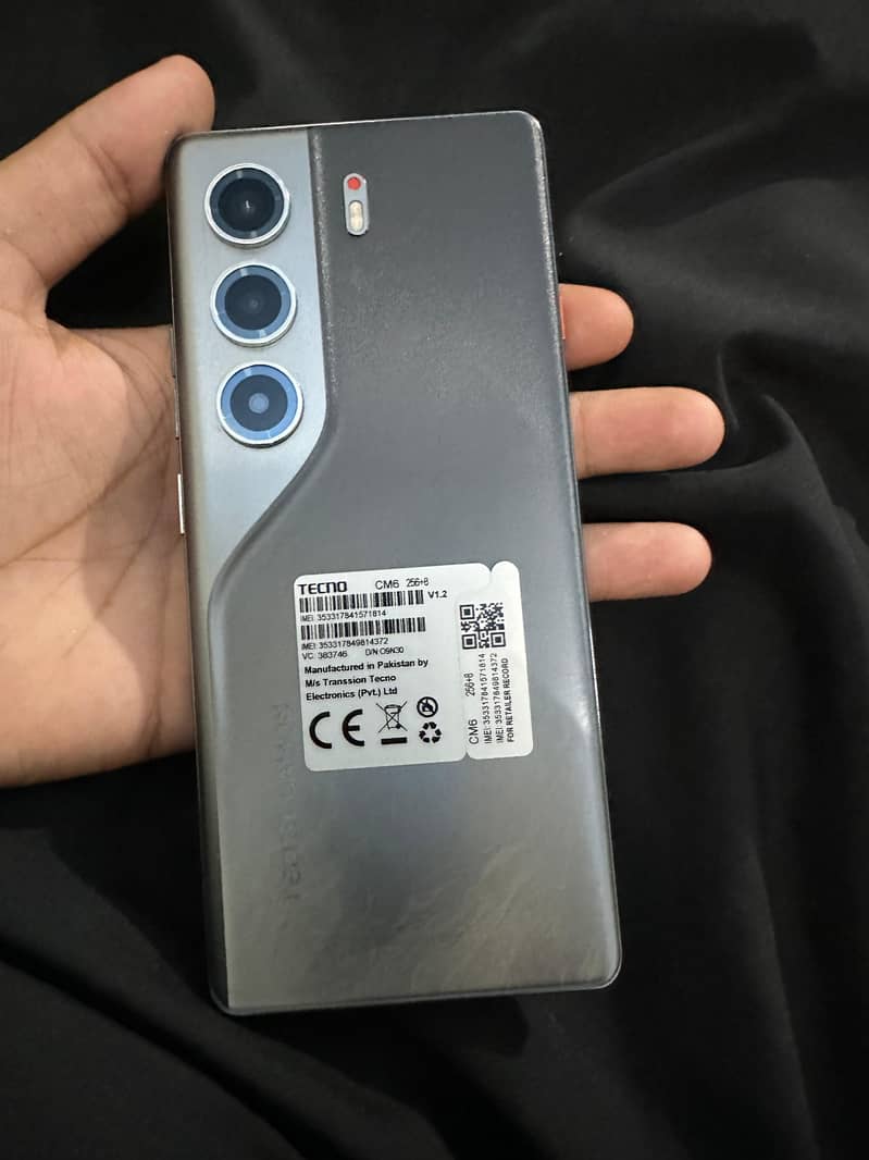 Tecno CAMON 40 Pro 2