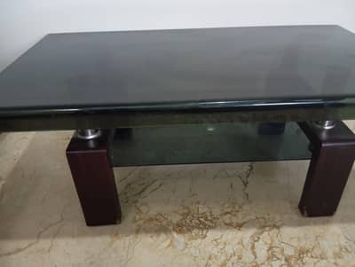 Glass Center Table – Modern Design –good Condition