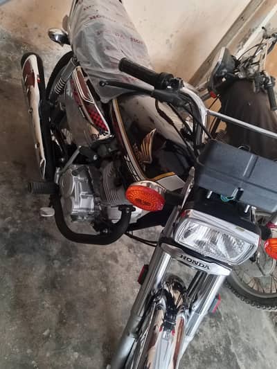 Honda se125 special edition 2025 7 month unregistered