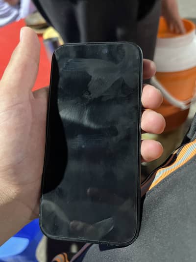 Apple iPhone 16