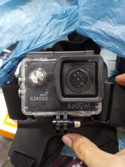 SJCAM 4000 Wifi camera 10/10 with 64gb memory card