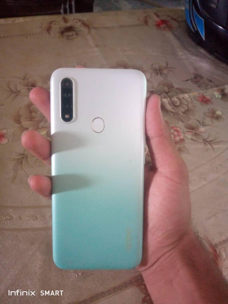 OPPO A31 0