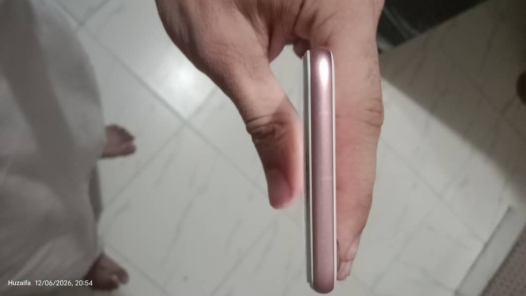 Apple iPhone 7 5