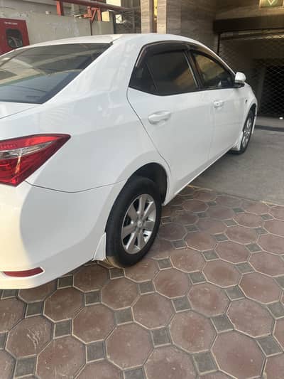 Toyota Corolla Altis 2015