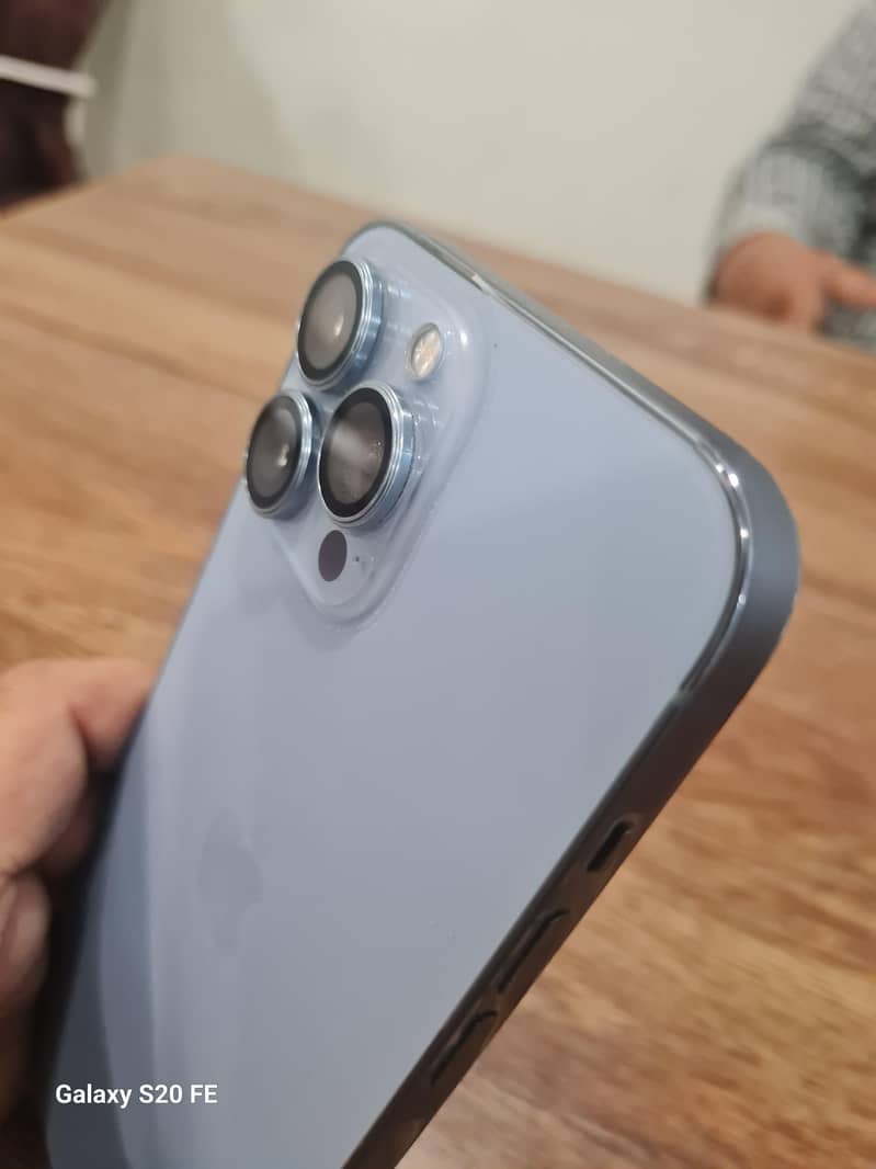 iphone 13 pro max 1