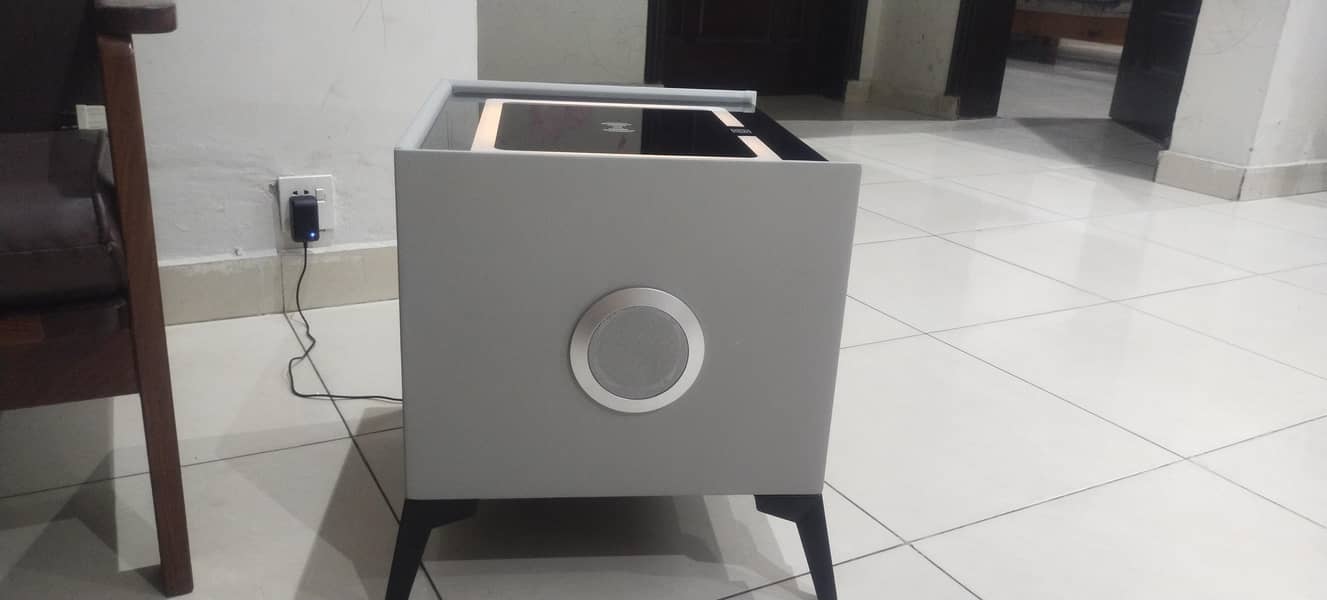 Smart bedSide table 4