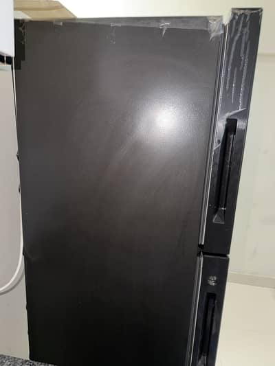 Haier medium size model: HRF 306