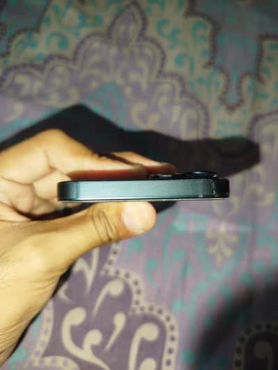 Apple iPhone 14