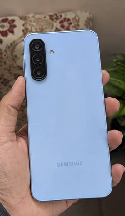 Samsung A17 8/256
