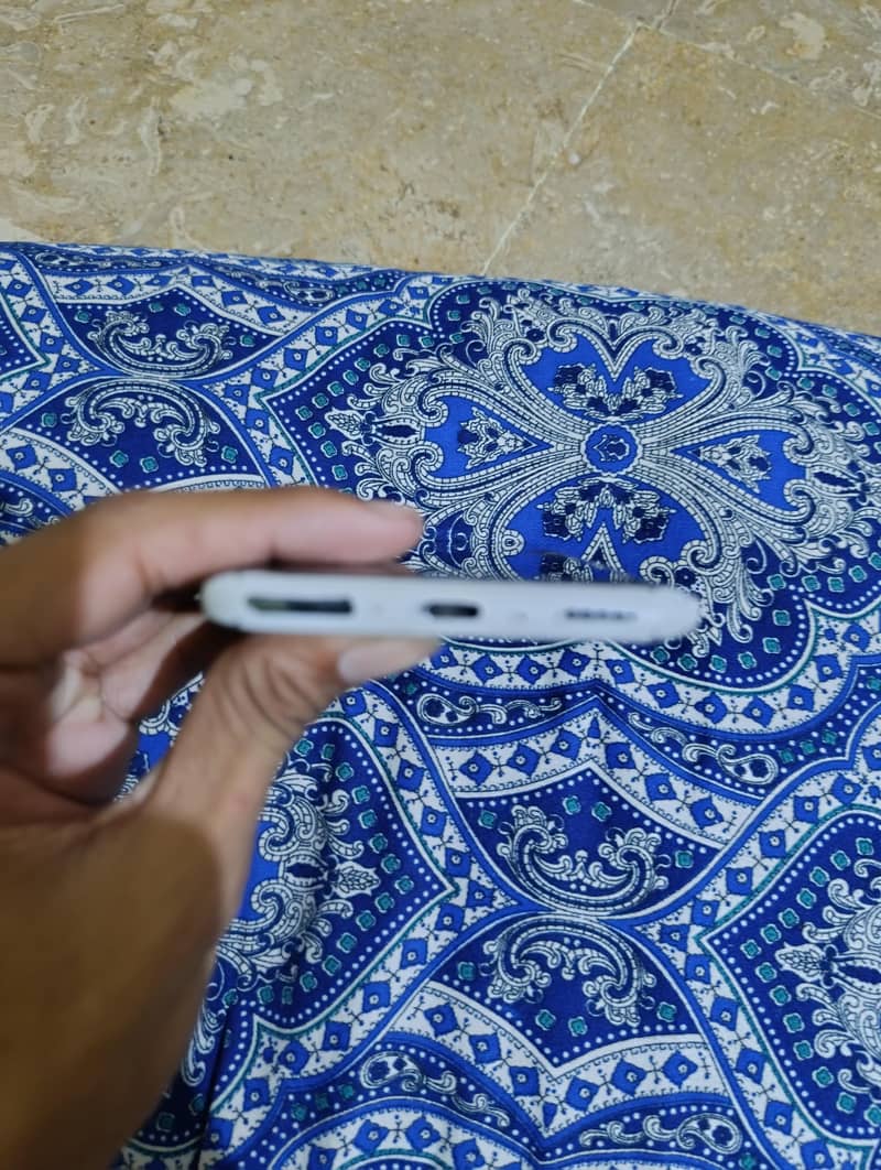 One Plus 7 Pro 1