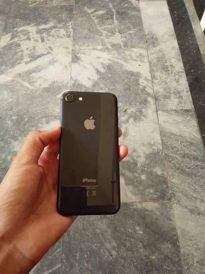 Apple iPhone 8