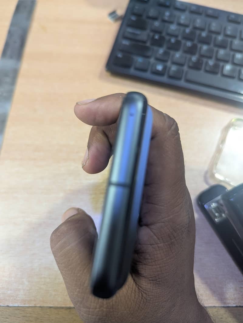 Google Pixel 8 3