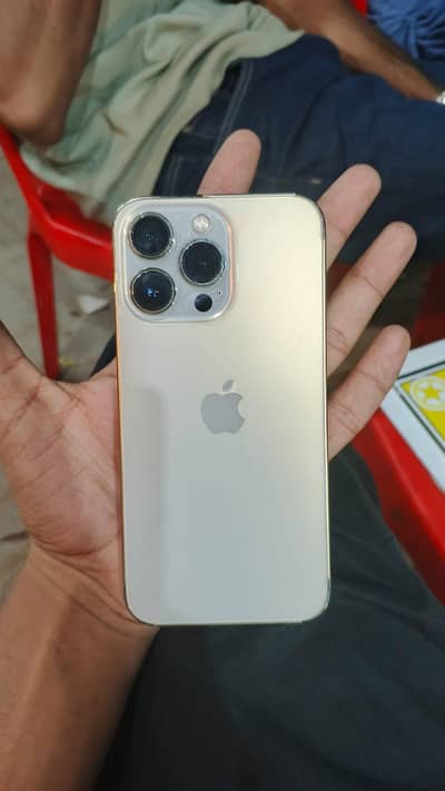 Apple iPhone 13 Pro