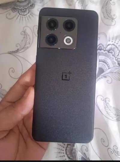 One Plus 10 Pro 5gha  12 256  sath charge be ha