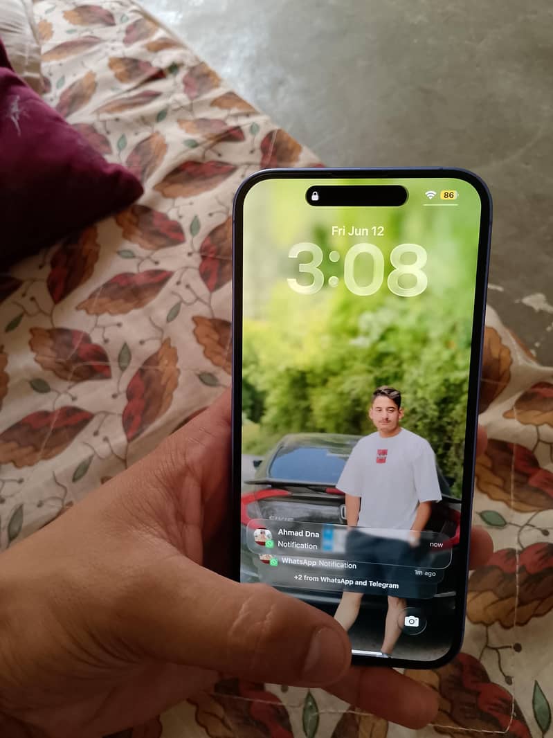 Apple iPhone 16 Plus 2
