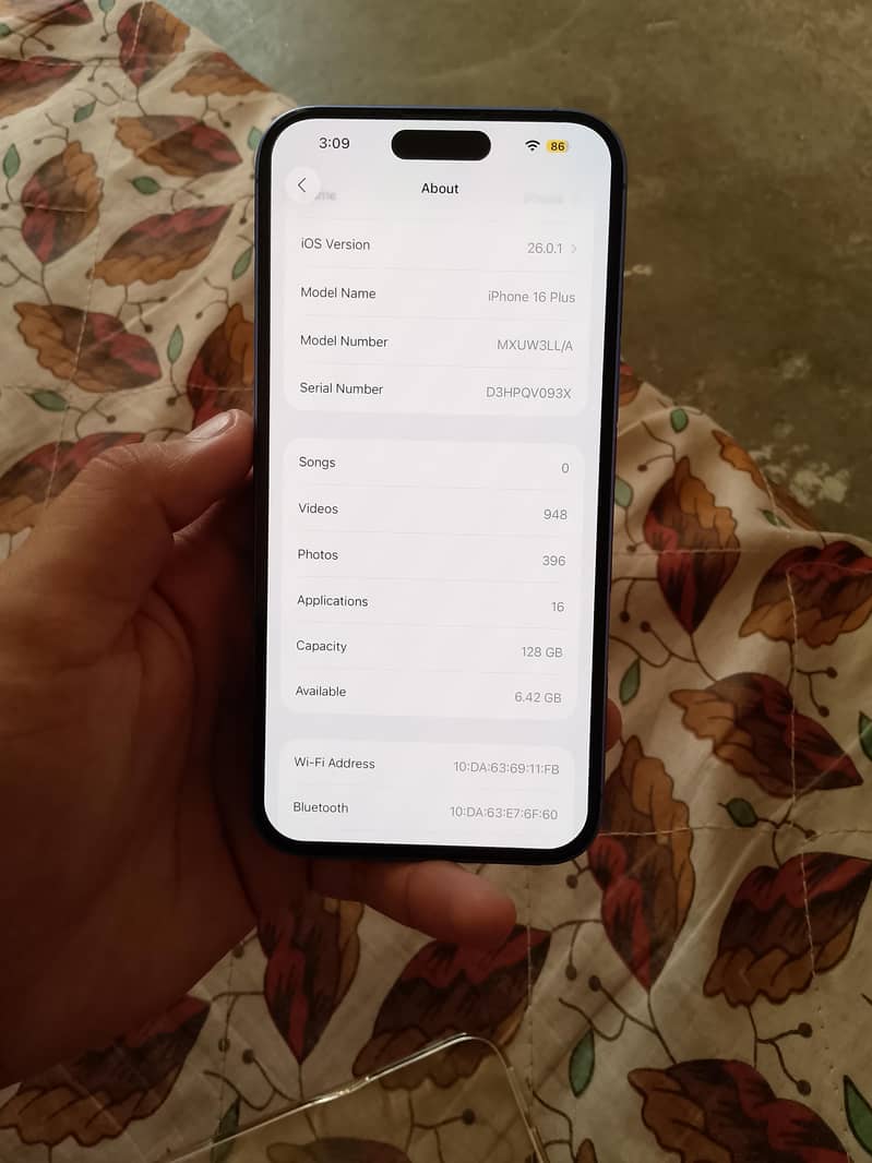 Apple iPhone 16 Plus 3