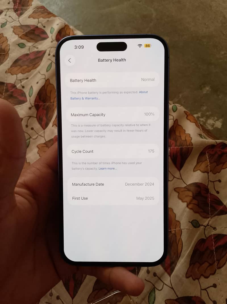 Apple iPhone 16 Plus 4