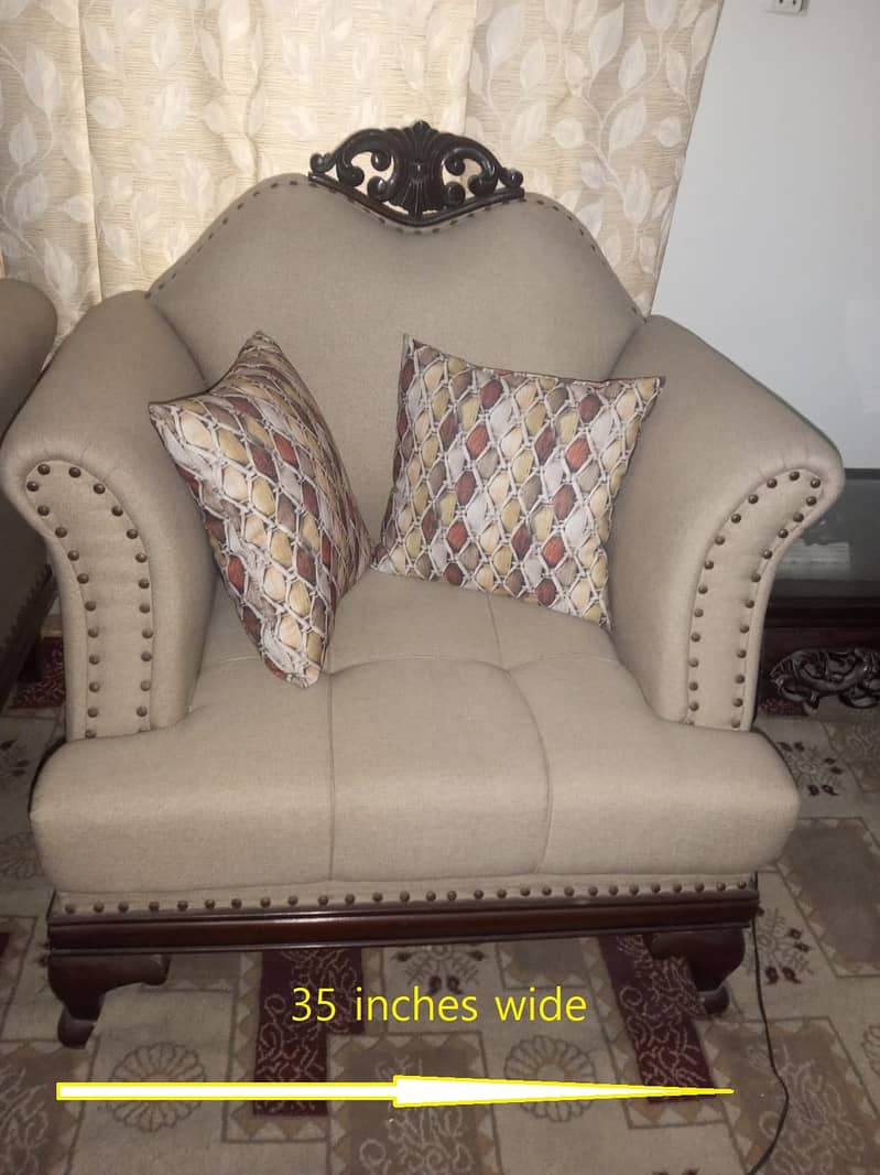 Quality Sofa Set 0