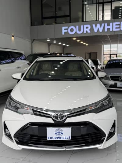 Toyota Altis Grande 2025