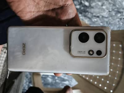 Infinix Zero 30