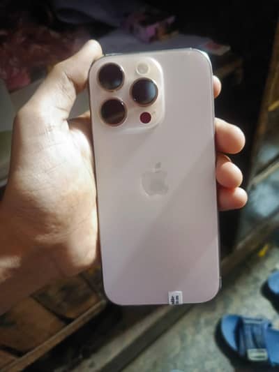 Apple iPhone 16 Pro