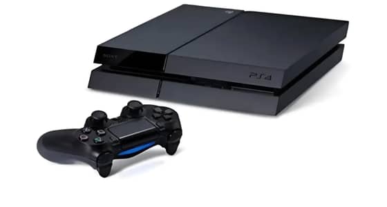 Sony Playstation 4 500 GB with Best Titles and extra accessories