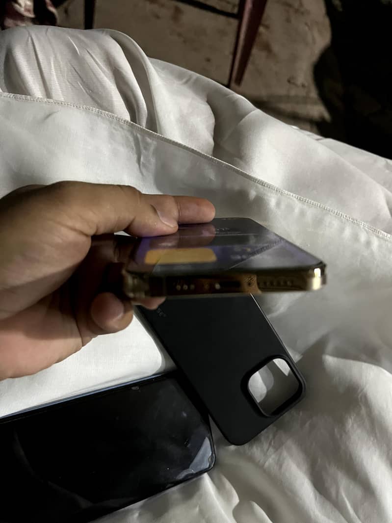iphone 13pro 2