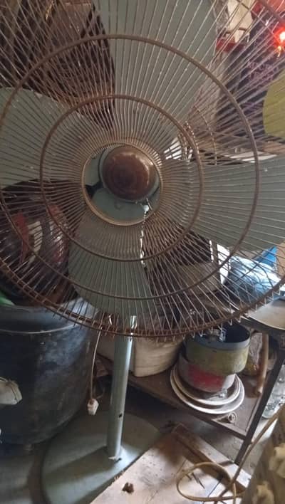 Fan for sale into very Good Condition