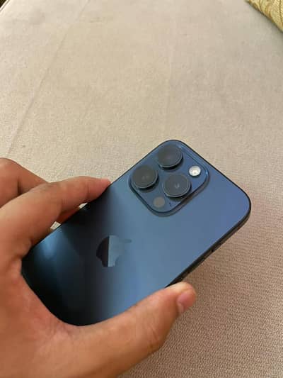 Apple iPhone 15 Pro