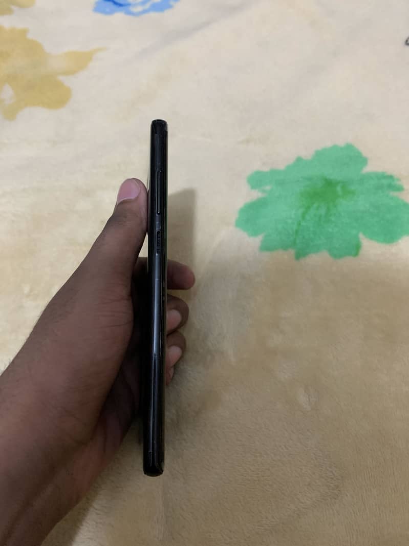 Samsung Mobile Note 8 5