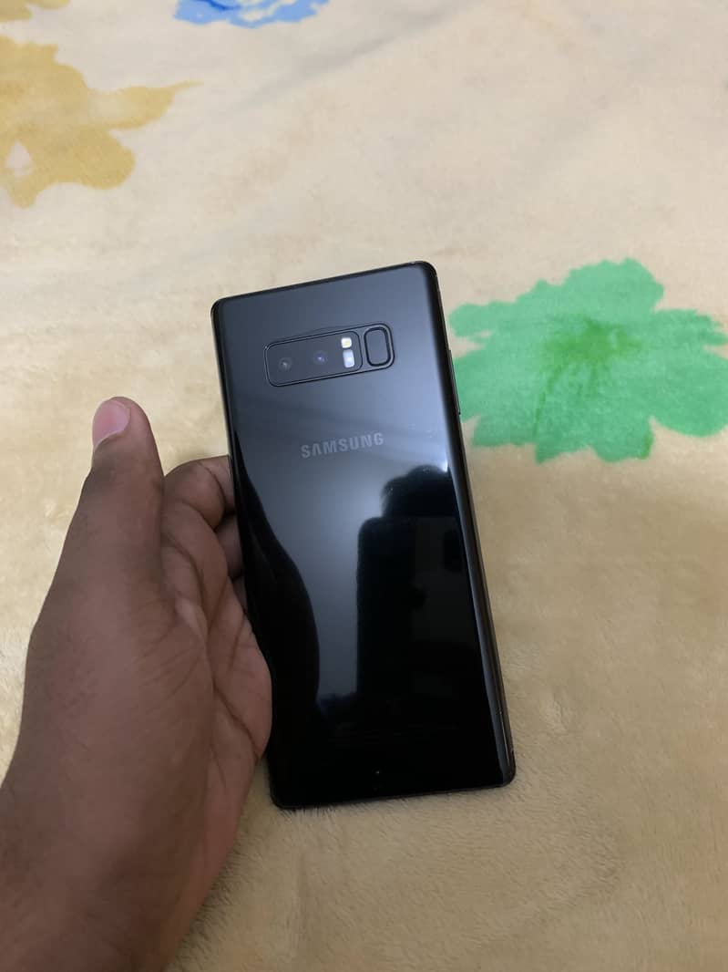 Samsung Mobile Note 8 6