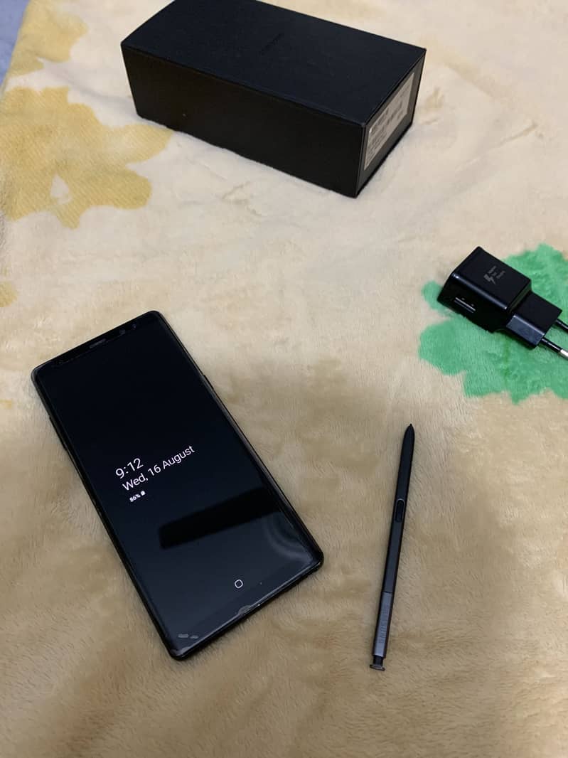 Samsung Mobile Note 8 8