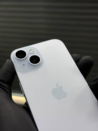 Apple iPhone 15