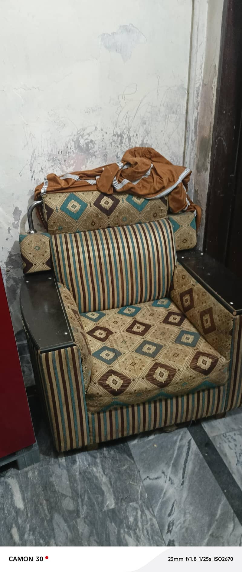 1 sofa 1