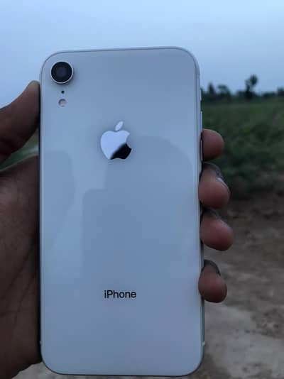 Apple iPhone XR