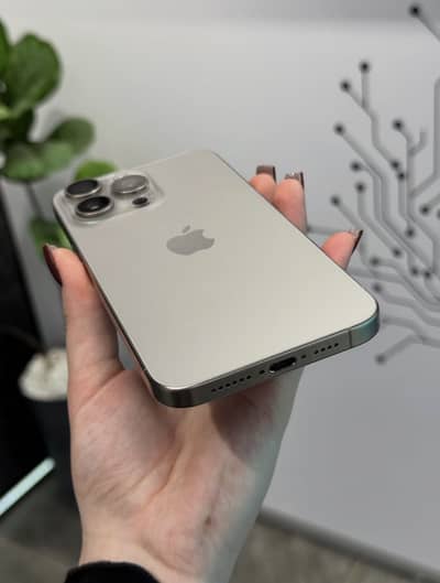 Apple iPhone 15 Pro Max