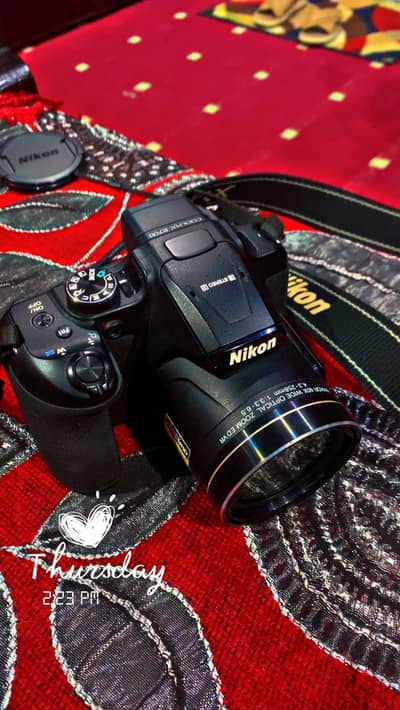 Nikon Coolpix B700 Digital Camera. 60x optimal zoom