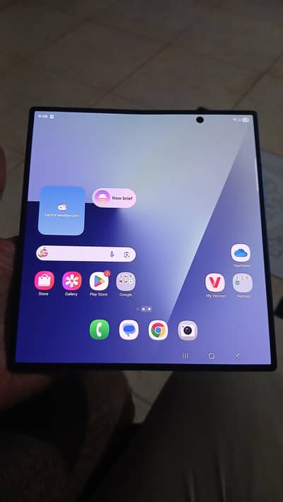 Samsung Mobile Z Fold 7 256gb 10.10 sacrach less phone