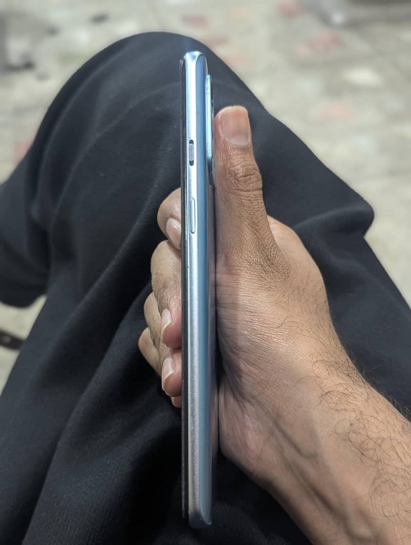 One Plus 9R 2