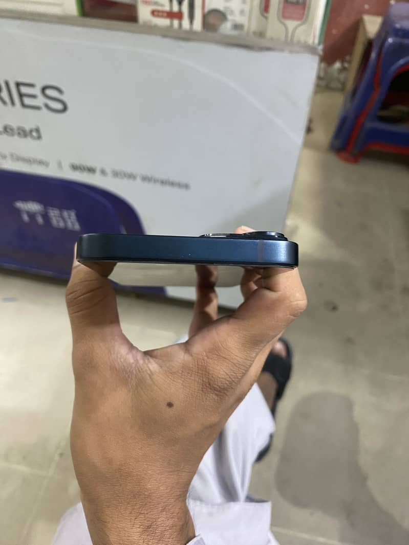 Apple iPhone 14 1
