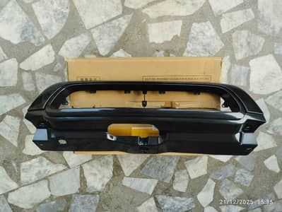 Baleno Genuine Fr Grill Piano Black at very Reasonable price