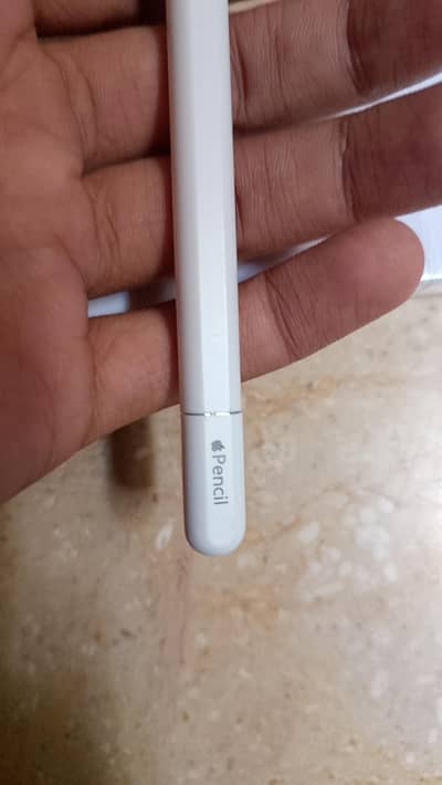 Apple pencil USB c